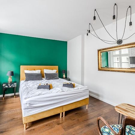 Green Door Mostowa Torun Luaran gambar